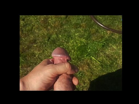 ❤️ Panas cewek cantik nemu dheweke Jambon pus bajingan lan cums karo muncrat ing taman panas Video seks ing jv.4k-porno.ru ❌❤